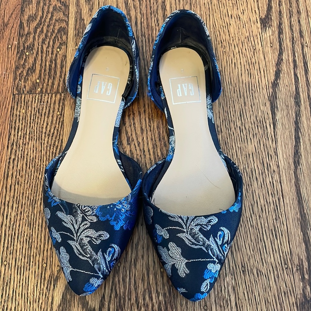 Gap Blue Floral Flats - Size 6